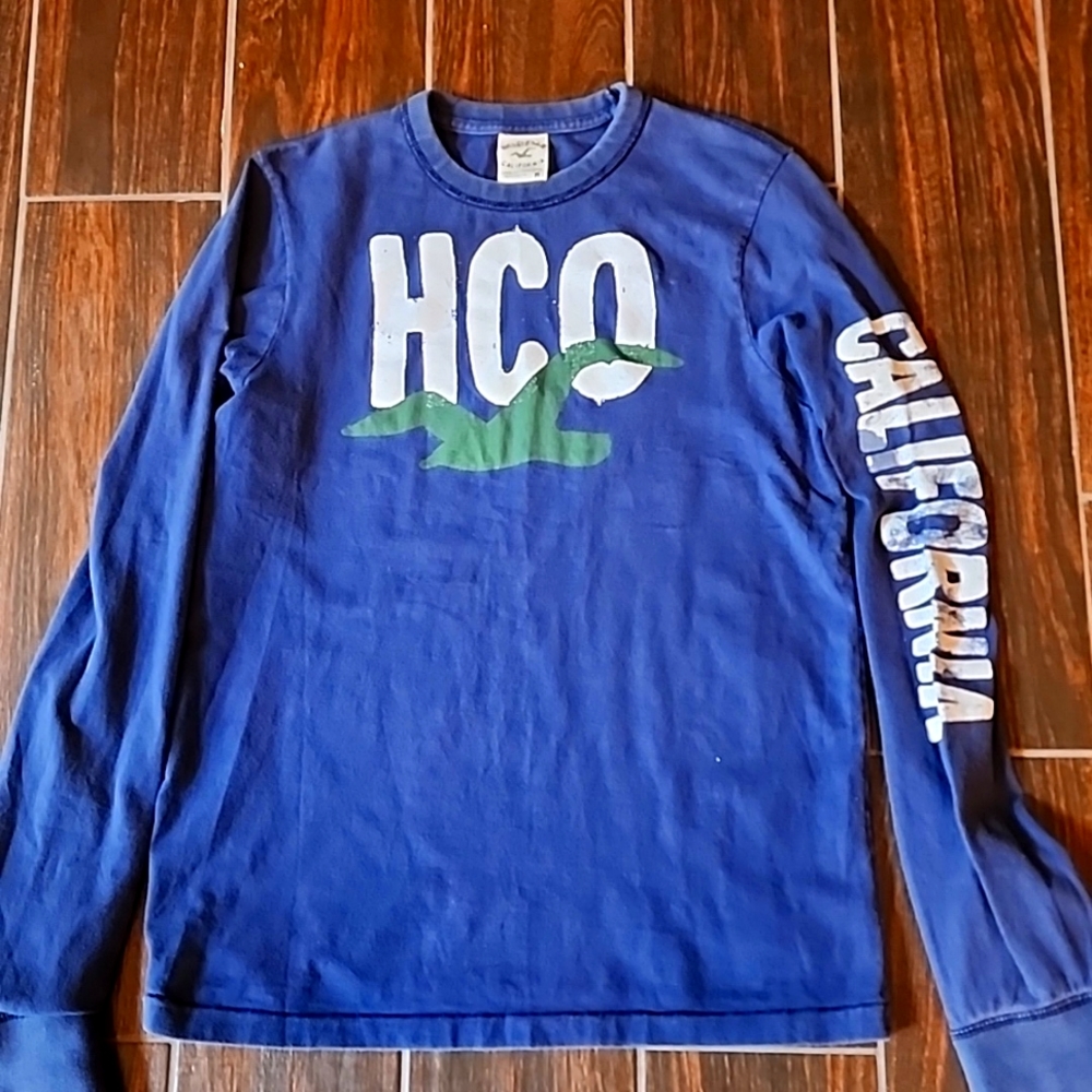 Hollister size m like new long sleeved shirt 100% cotton